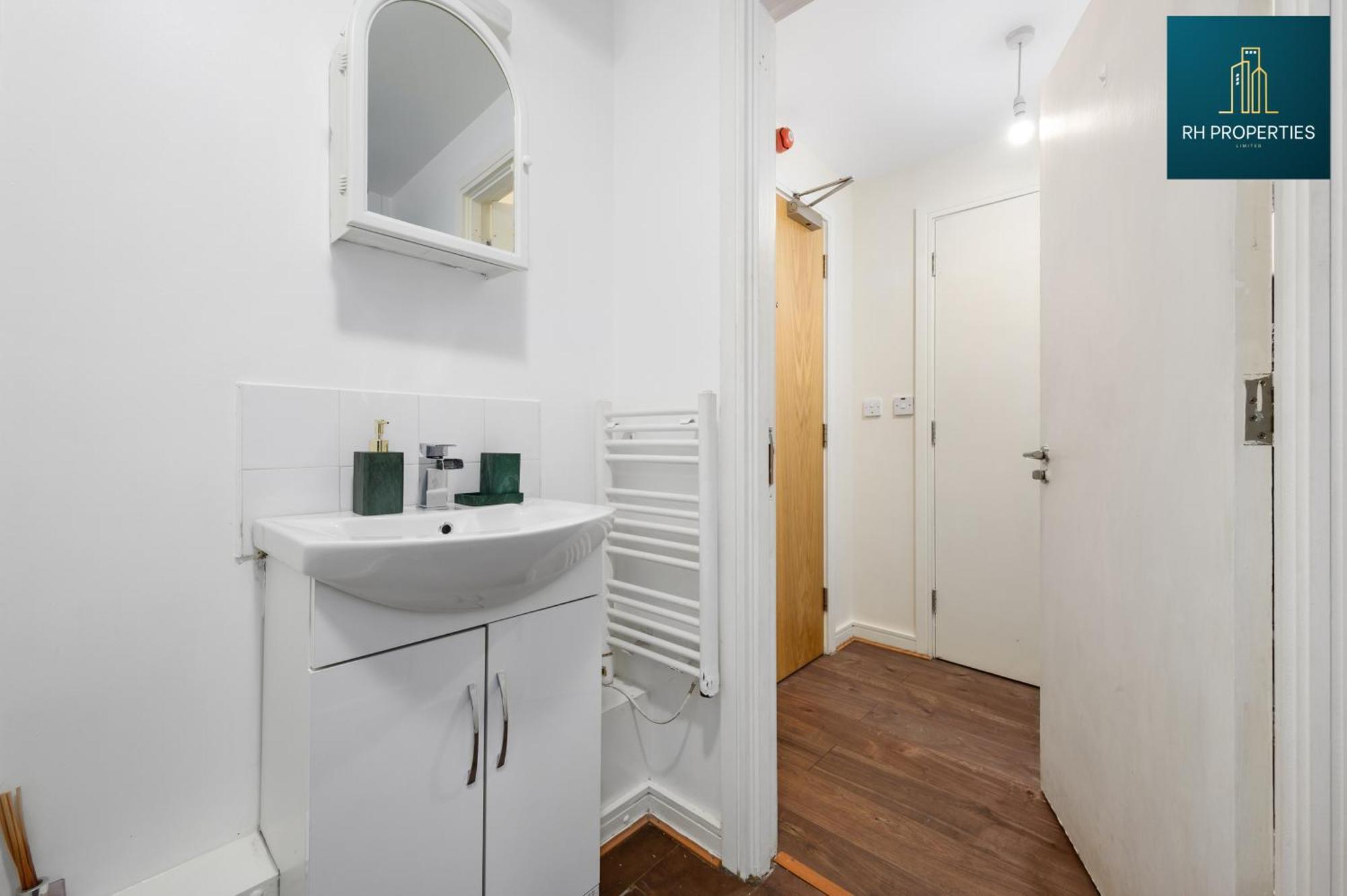 Modern Studio Near City Centre Манчестер Экстерьер фото